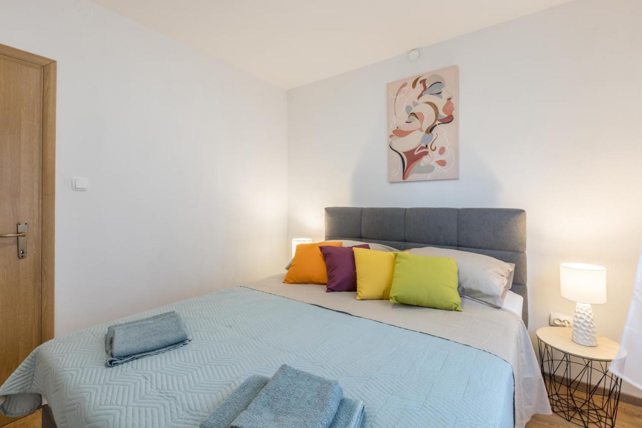 Apartment Lamasha Kaštela Екстериор снимка