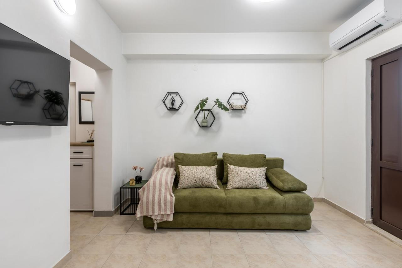 Apartment Lamasha Kaštela Екстериор снимка