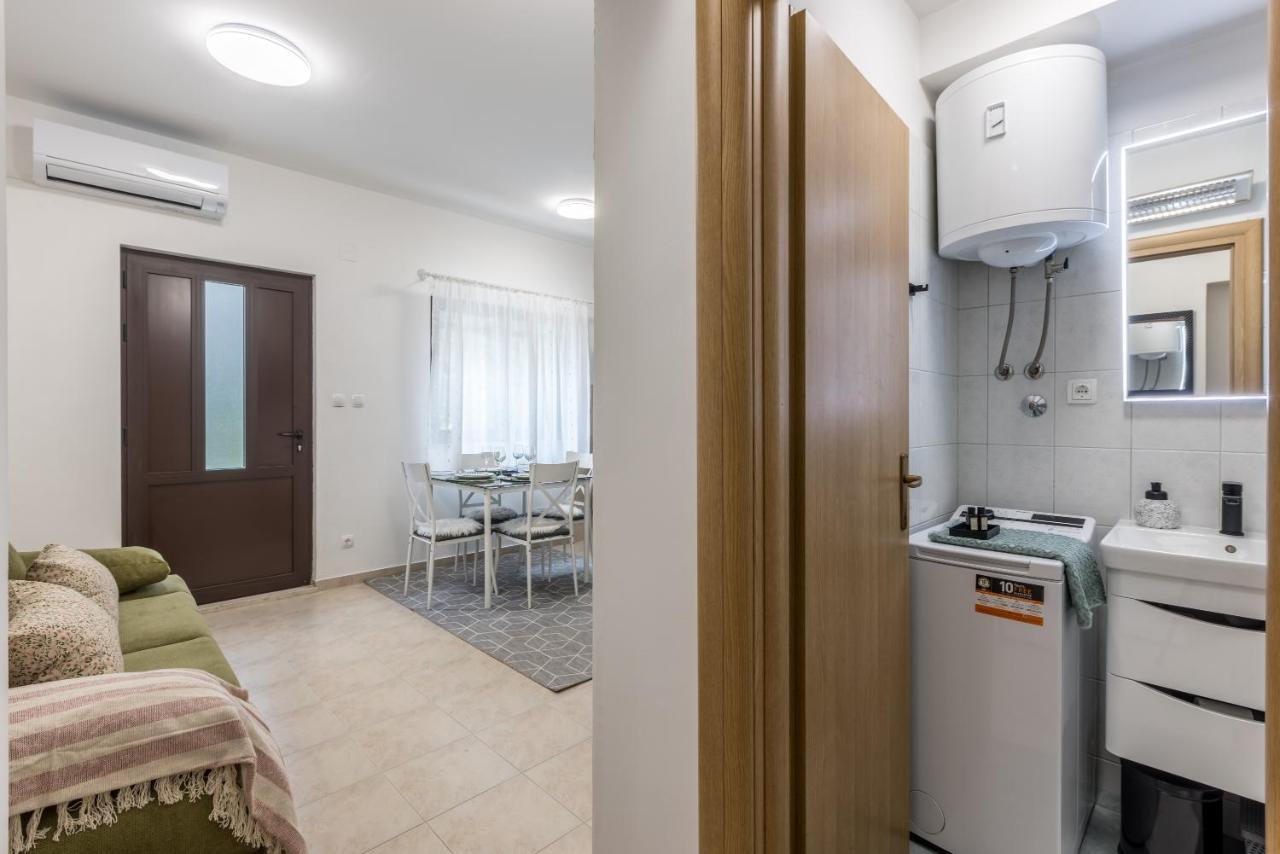 Apartment Lamasha Kaštela Екстериор снимка