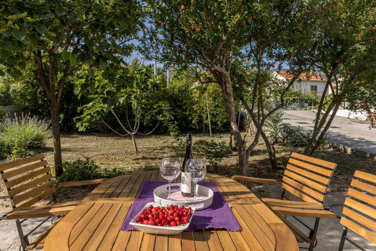 Apartment Lamasha Kaštela Екстериор снимка